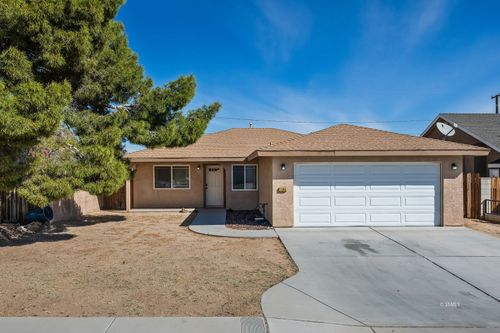 1104 W Coronado Ave, Ridgecrest, CA, 93555-4818 | Card Image