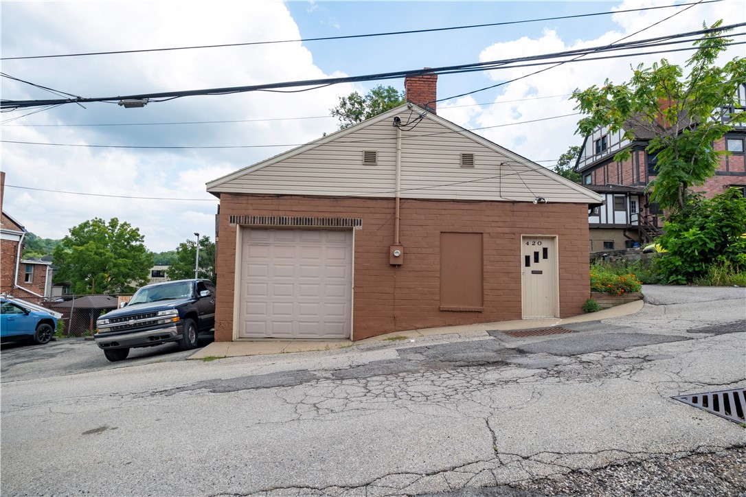 420 Jane Way, Bridgeville, PA 15017