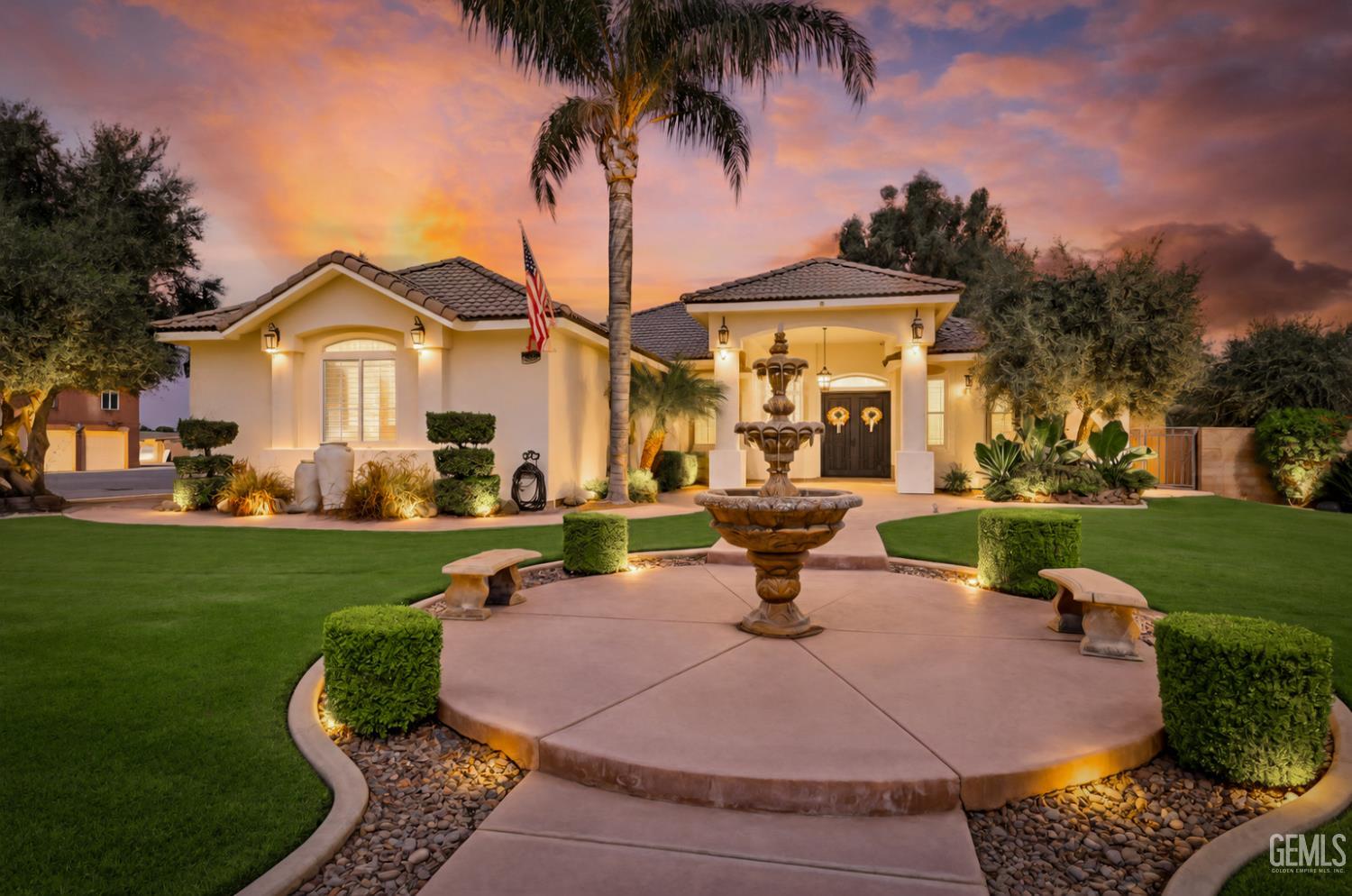 6346 Zephyr Ln, For Sale in Bakersfield - eXp Realty