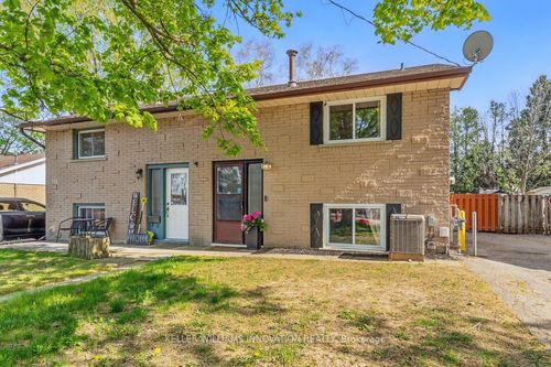 972 Warwick St, Woodstock, ON, N4S4S2 | Card Image