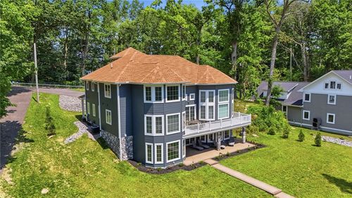 667 Seneca Rd, Irondequoit, NY, 14622-2024 | Card Image