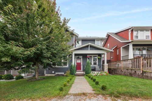 24375 112 Ave, Maple Ridge, BC, V2W1H5 | Card Image