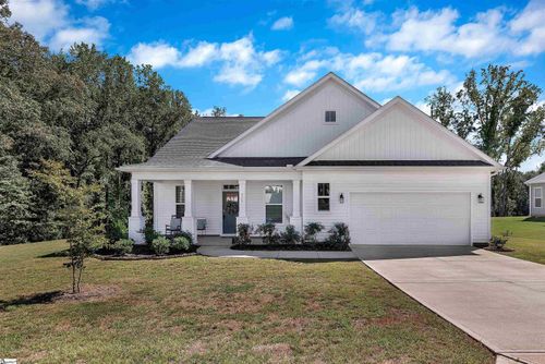 715 Oak Hill Ln, Belton, SC, 29627-8776 | Card Image