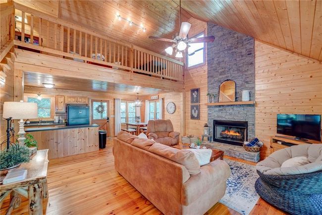46 Floral Ct, House other with 2 bedrooms, 2 bathrooms and null parking in Ellijay GA | Image 8