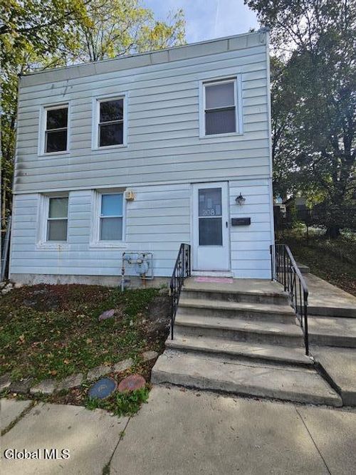 208 10th St, Troy, NY, 12180-2926 | Card Image