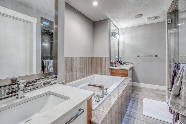 4004 1 St Nw, Home with 4 bedrooms, 3 bathrooms and 2 parking in Calgary AB | Image 24
