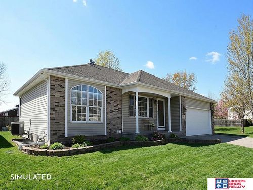 1901 Garret Ln, Lincoln, NE, 68512-9264 | Card Image