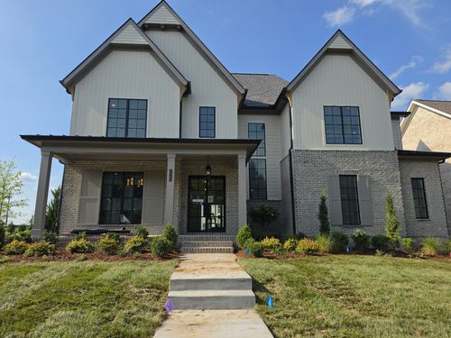2966 Del Rio Pike, Franklin, TN, 37069-2100 | Card Image