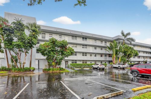 apt-4c-106 Royal Park Dr, Oakland Park, FL, 33309-6519 | Card Image