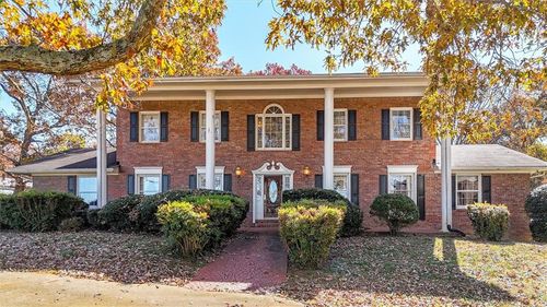 104 E Valley Rd Ne, Rydal, GA, 30171-1673 | Card Image