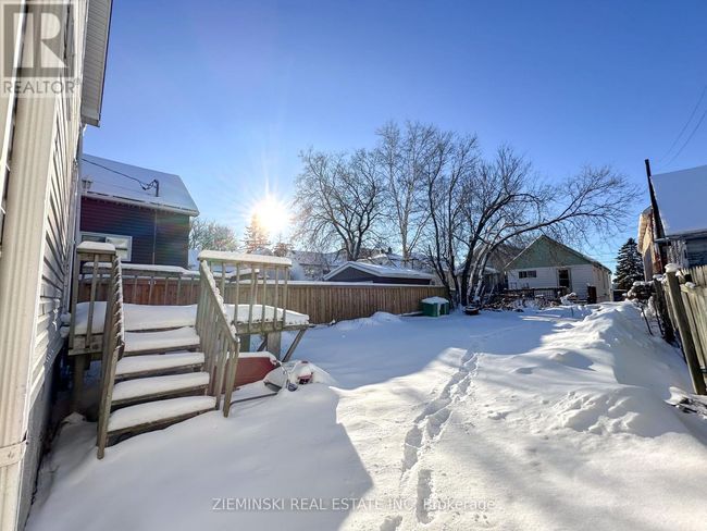 45 Maple St N, Home with 4 bedrooms, 2 bathrooms and 2 parking in Timmins ON | Image 6
