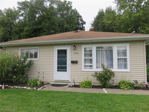 4786 Homewood Drive, Mentor, OH, 44060 | Card Image