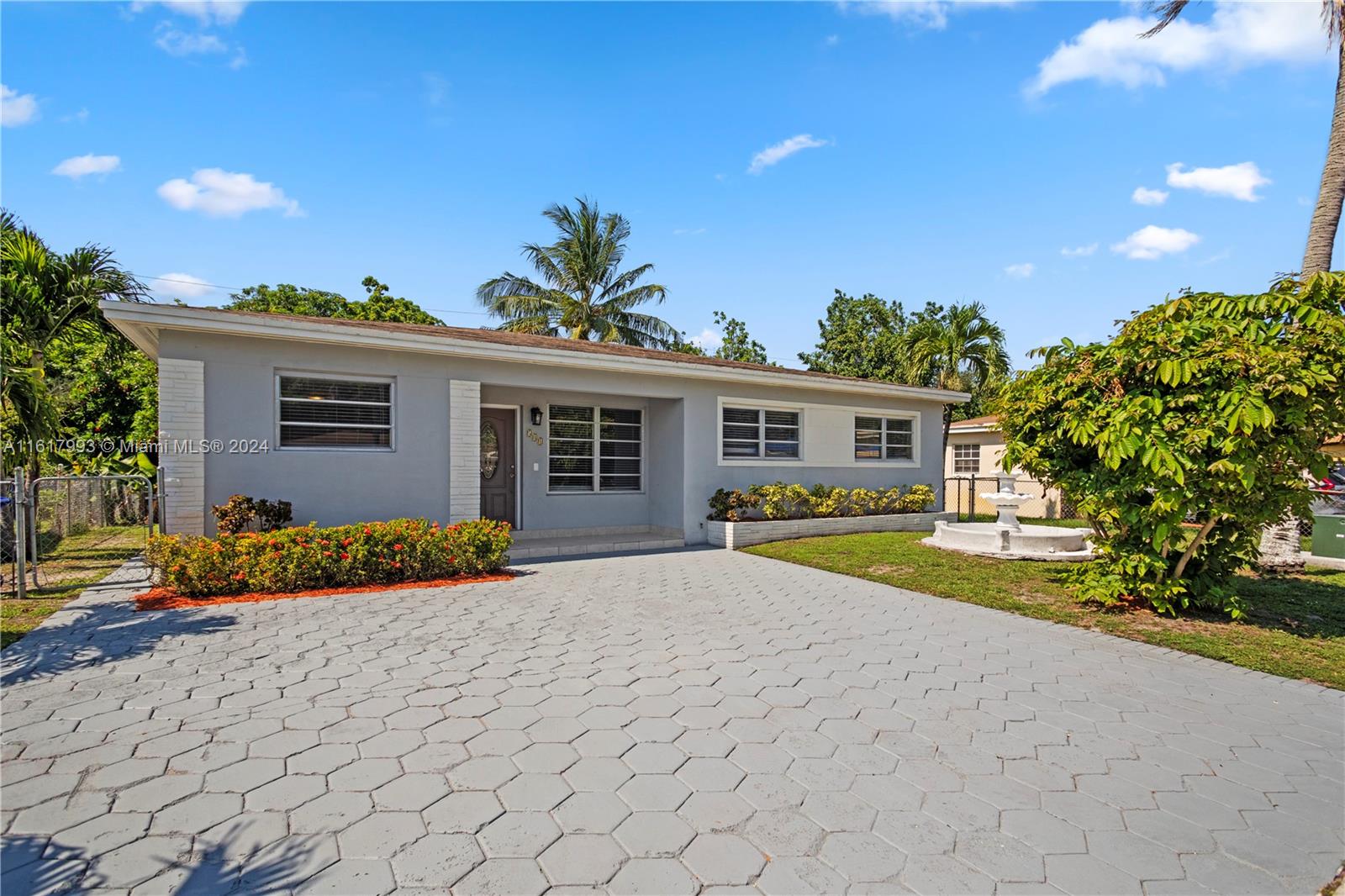 174th St, North Miami Beach, FL 33162