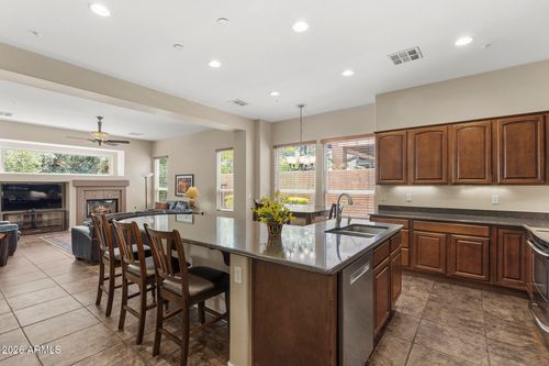 13047 W Plum Rd, Peoria, AZ, 85383-7614 | Card Image