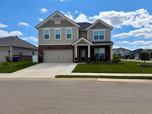 680 Big Leaf Ave, Bowling Green, KY, 42104-7791 | Card Image