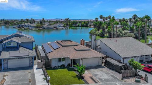 5260 Laguna Ct, Discovery Bay, CA, 94505-9438 | Card Image