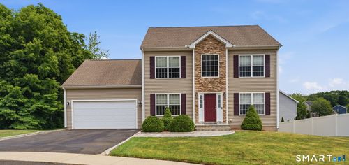 117 Hidden Valley Dr, Meriden, CT, 06451-2211 | Card Image