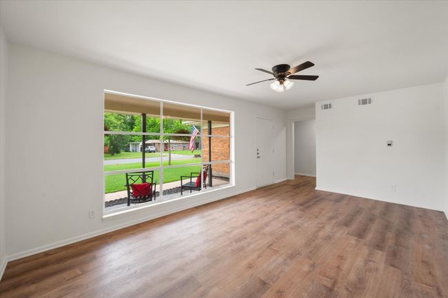 2040 Bowie Dr, House other with 3 bedrooms, 2 bathrooms and null parking in Corsicana TX | Image 5