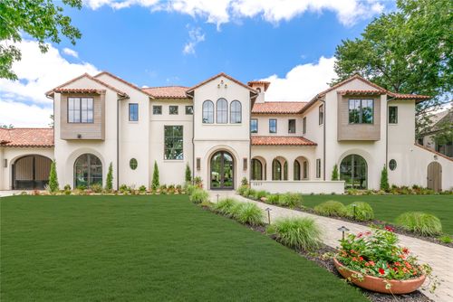 5807 Glen Falls Ln, Dallas, TX, 75209-2415 | Card Image