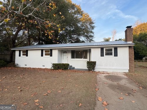 110 Pinecone Dr, East Dublin, GA, 31027-7747 | Card Image