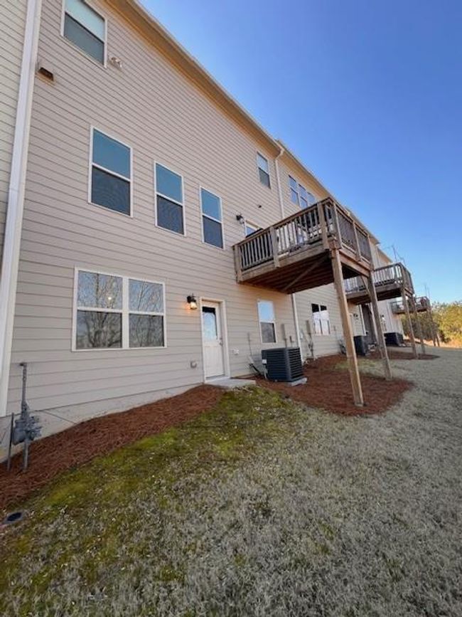 1935 Manor Pointe Dr, Condo with 3 bedrooms, 3 bathrooms and null parking in Cumming GA | Image 50