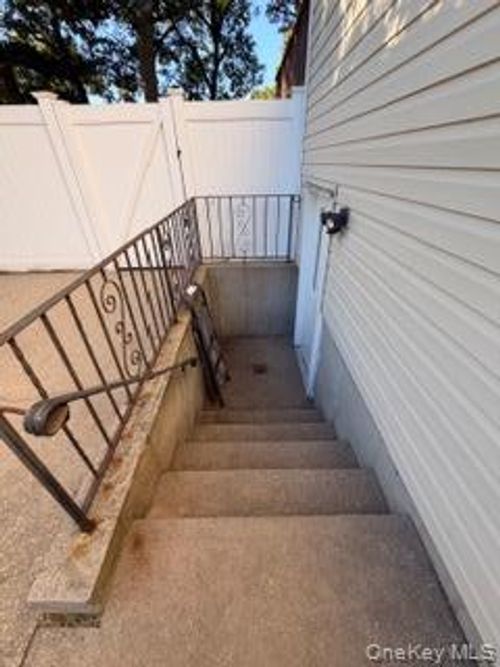 19 Summit Place, Brookhaven, NY, 11738 | Card Image