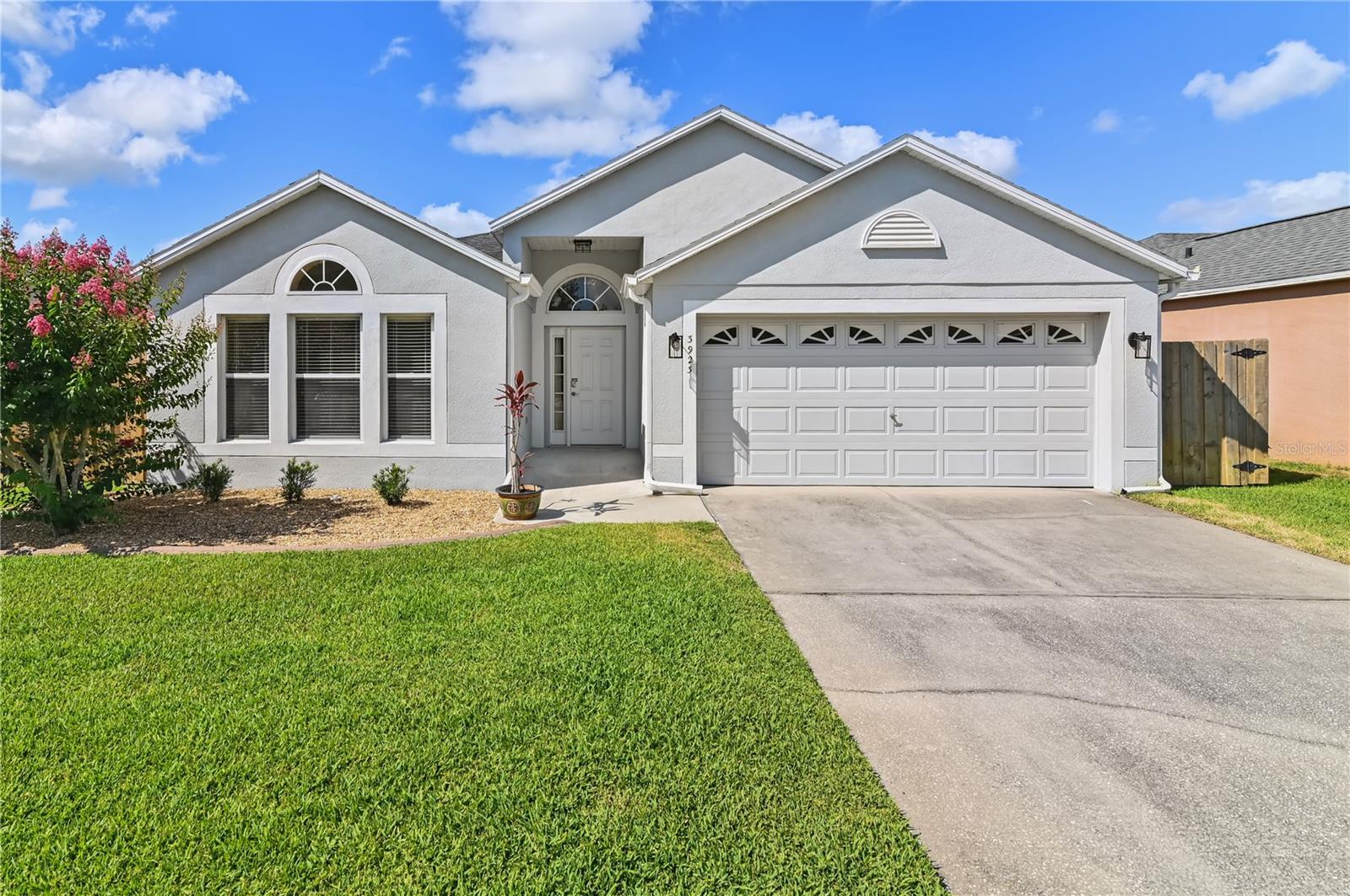 3923 Stonefield Drive, Sold in ORLANDO - Zoocasa