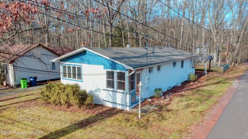 35 Carter Dr, White Haven, PA, 18661-2524 | Card Image