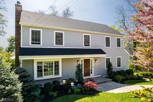 16 Nicholson Dr, Chatham Twp, NJ, 07928-1171 | Card Image