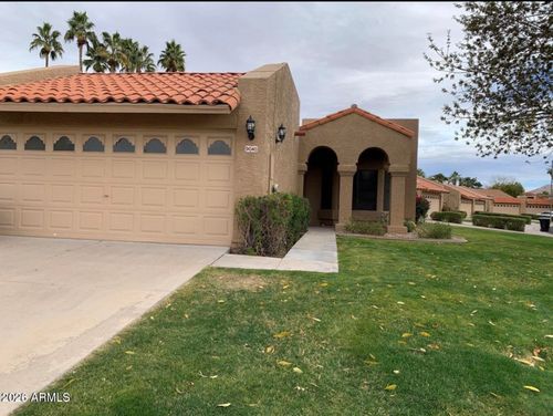 9040 E Winchcomb Dr, Scottsdale, AZ, 85260-7002 | Card Image