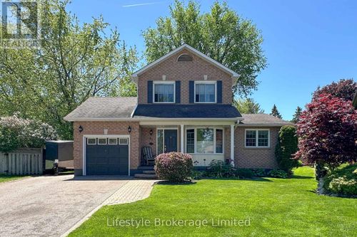 97 Hart Blvd, Newcastle, ON, L1B1E4 | Card Image