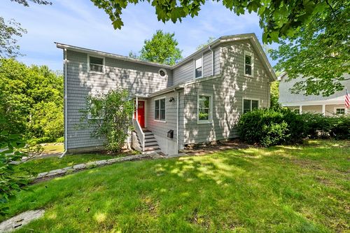8 Risley Rd, Marblehead, MA, 01945-3736 | Card Image