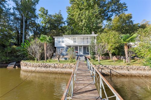 106 Holt Dr, Iva, SC, 29655-9517 | Card Image