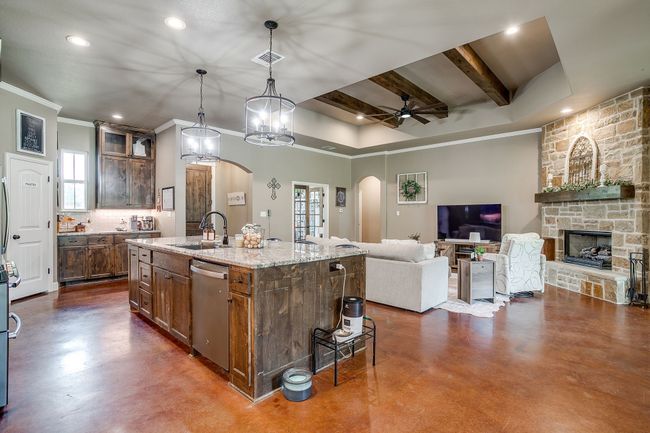 11035 Orchards Blvd, House other with 4 bedrooms, 3 bathrooms and null parking in Cleburne TX | Image 15