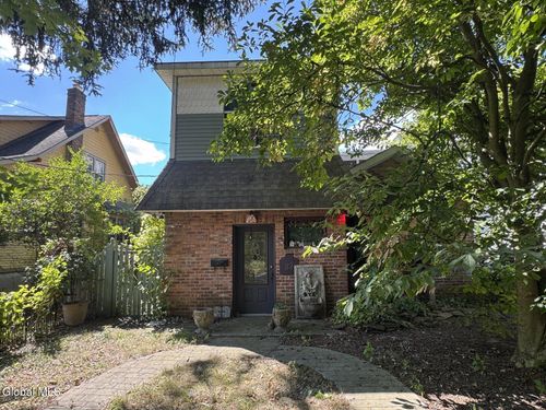 32 Ray St, Niskayuna, NY, 12309-5918 | Card Image