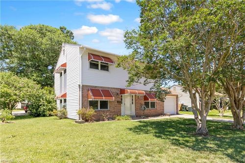 801 Lemaster Ave, Hampton, VA, 23669-1210 | Card Image
