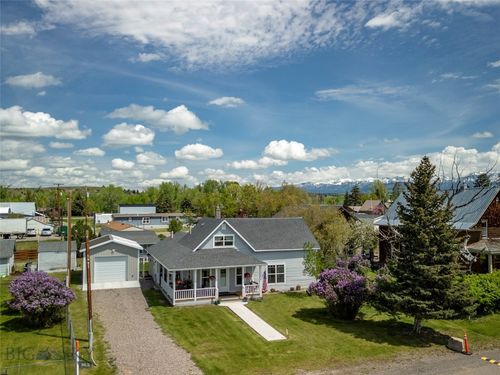 207 2nd St E, Clyde Park, MT, 59018-7757 | Card Image