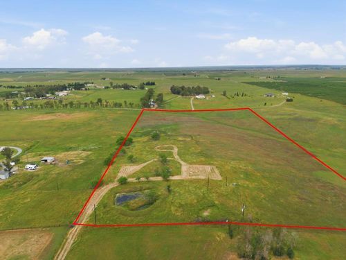 19043 E Liberty Road, Clements, CA, 95227 | Card Image