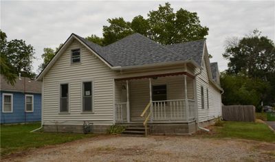 307 Walnut Street, House other with 4 bedrooms, 2 bathrooms and null parking in Wellsville KS | Image 1