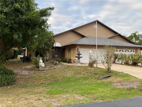 19966 Lake Vista Cir, Lehigh Acres, FL, 33936-7649 | Card Image