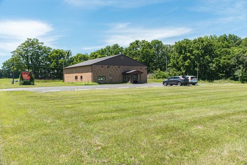 38880 W Red Arrow Hwy, Paw Paw, MI, 49079-9313 | Card Image