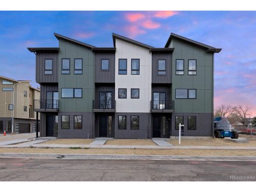 8404 W 52nd Ave, Arvada, CO, 80002-3414 | Card Image