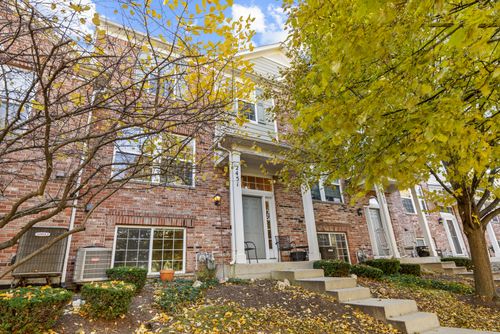 2451 Anna Way, Elgin, IL, 60124-8933 | Card Image