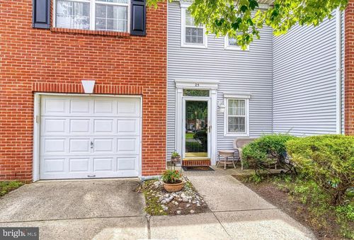 25 William Penn Cir, MEDFORD, NJ, 08055-3715 | Card Image