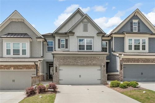 649 Isom Walk, Suwanee, GA, 30024-5639 | Card Image
