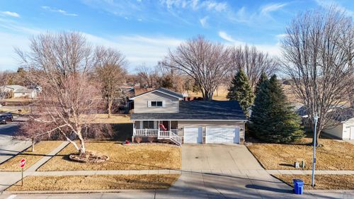 1804 Augusta Dr, Vermillion, SD, 57069-3466 | Card Image