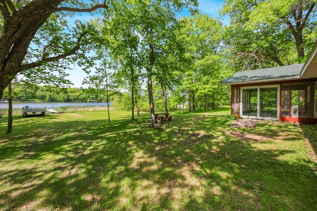 Lake side porch.jpg | Image 14