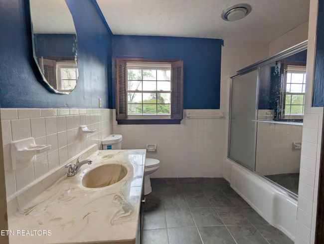 7525 Old Maynardville Pike, House other with 3 bedrooms, 2 bathrooms and null parking in Knoxville TN | Image 11