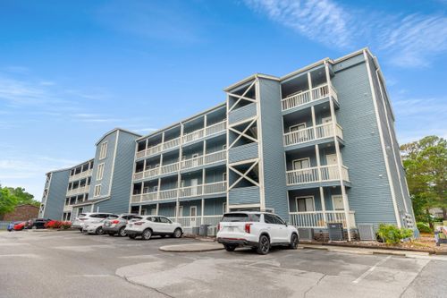 402-4015 Fairway Dr, Little River, SC, 29566-8073 | Card Image