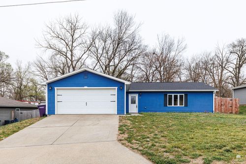 132 Allen Hill Dr, Ogden, KS, 66517-4008 | Card Image